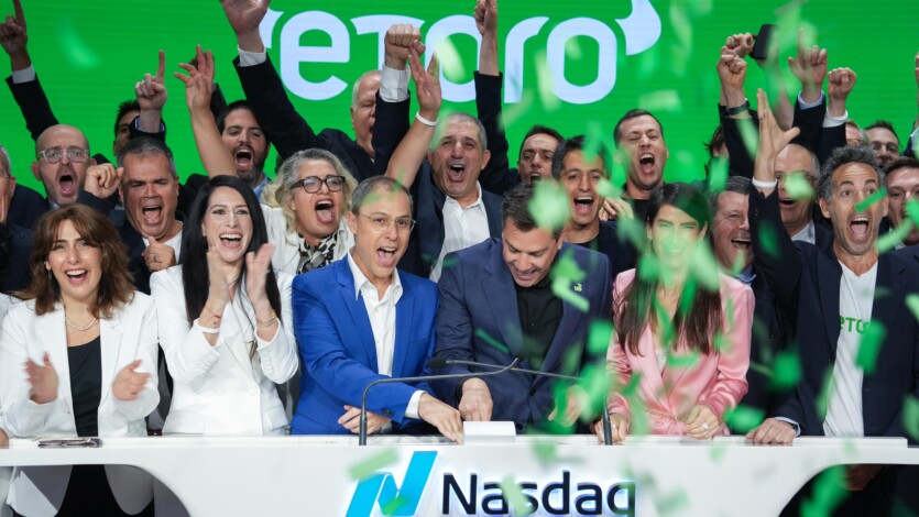 Акції eToro підскочили на 29% у перший же день торгів на Nasdaq