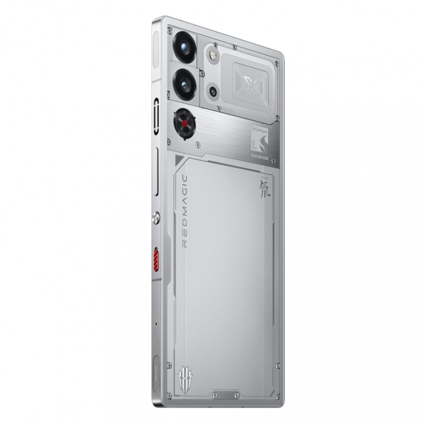 Ігровий смартофн RedMagic 10S Pro отримав розігнаний чип Snapdragon 8 Elite, батарею на 7050 мА•год й активне охолодження ─ від $700