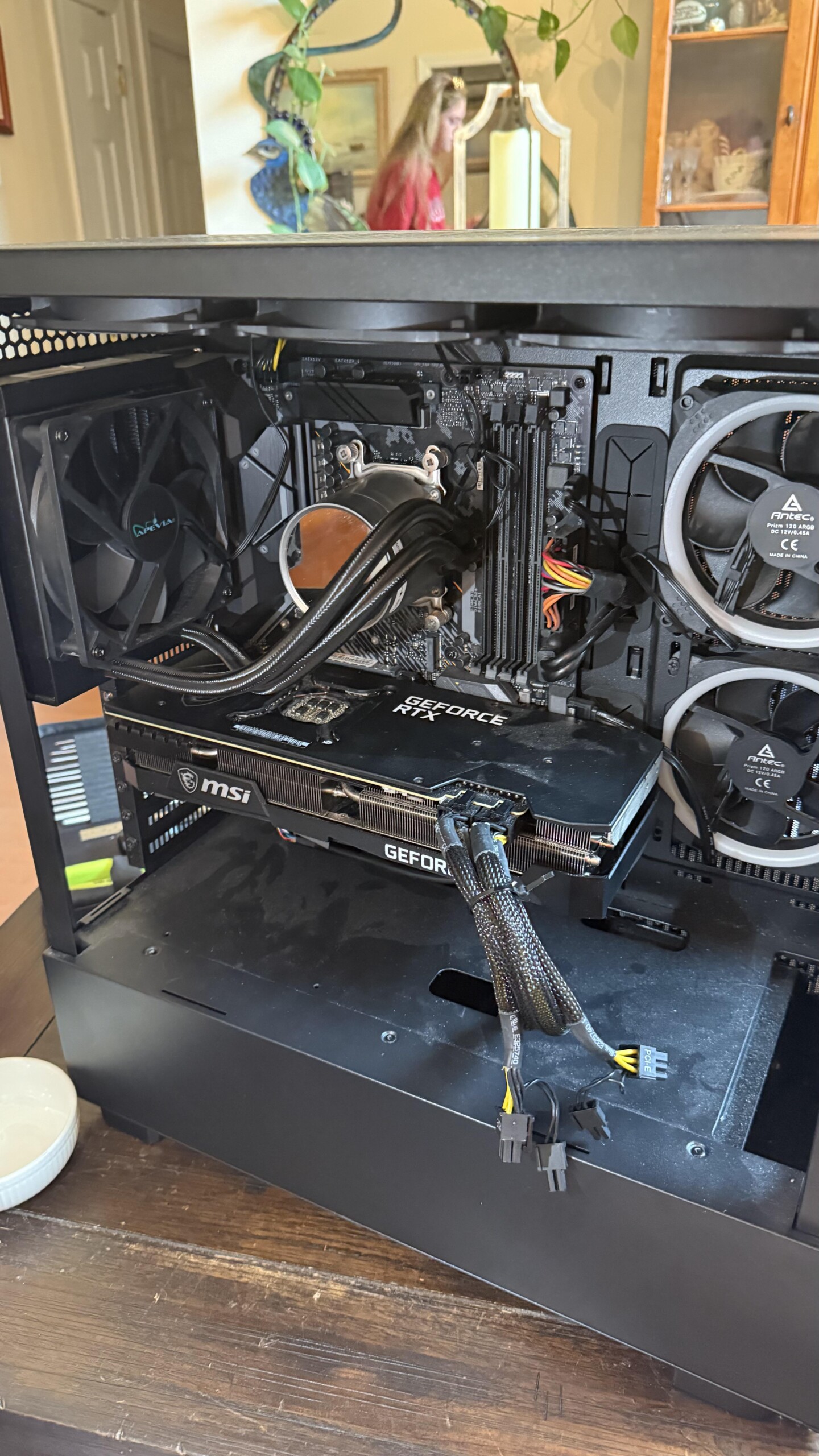 NVIDIA RTX 3080 Ti та AMD Ryzen 7 3800X за $30 &mdash; американець купив ПК в комісійці