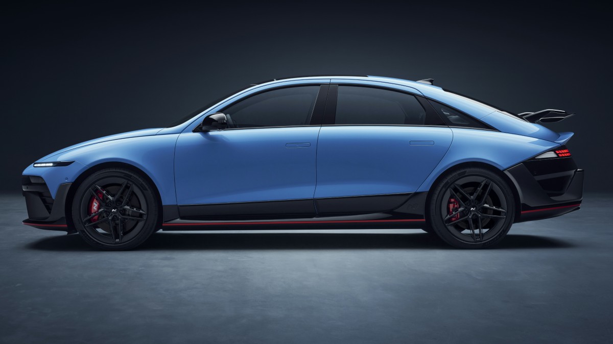 Hyundai показала заряджений IONIQ 6 N: 641 к.с., 3,2 секунди до сотні й імітація звуку ДВЗ