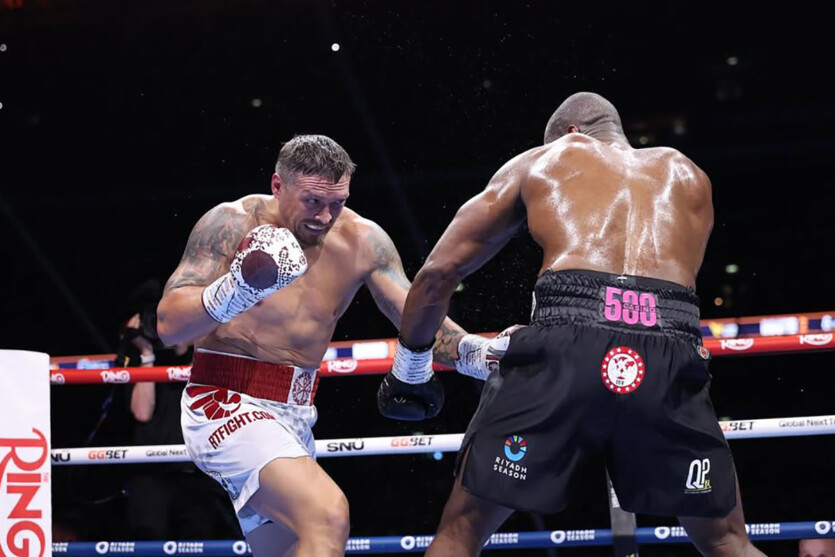 Monobank створив скін картки на честь перемоги Усика &mdash; доступний лише сьогодні