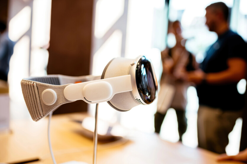 Apple звинуватила інженера Vision Pro у викраденні «тисяч документів» — перед відходом до конкурентів