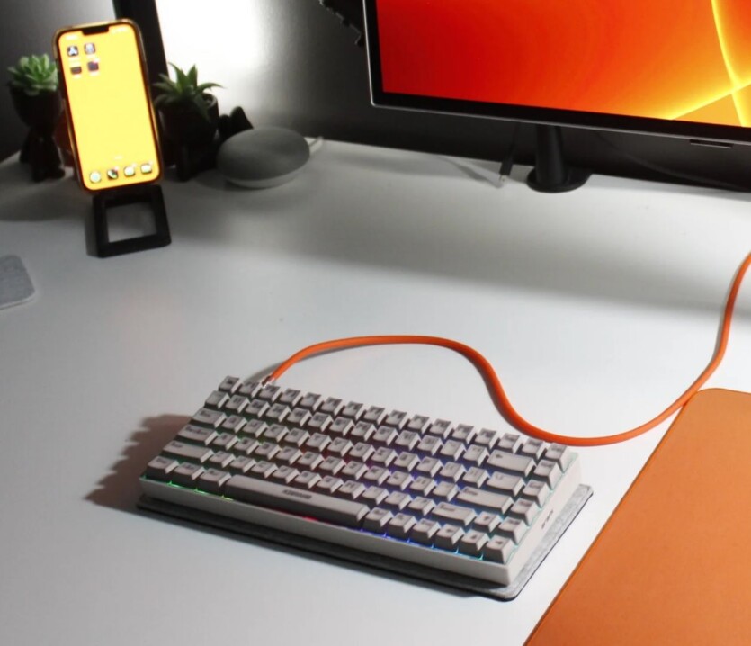 Як в Half-Life та старих іграх: &laquo;розмита&raquo; клавіатура Higround нагадає минуле