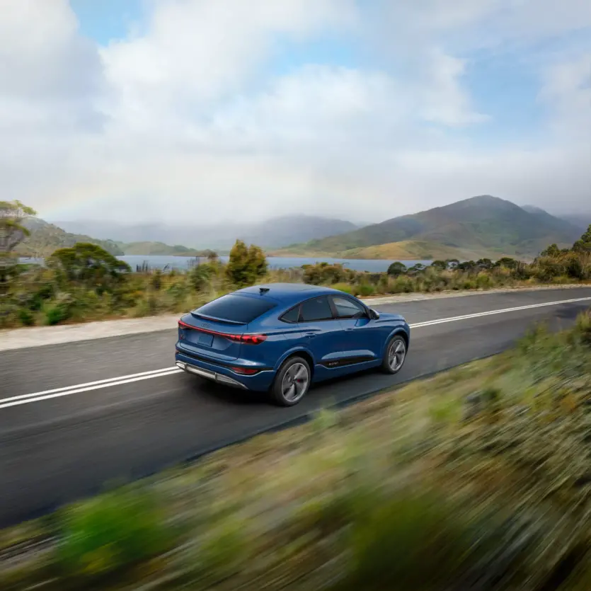 Нові електричні Audi Q6 і SQ6 Sportback e-tron пропонують до 509 к.с. та понад 500 км запас ходу за $69600 і вище