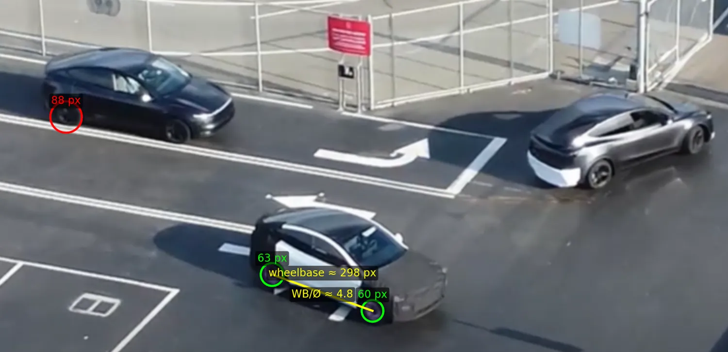 Дешевша Tesla чи зменшена Model Y? Помічений дивний прототип авто