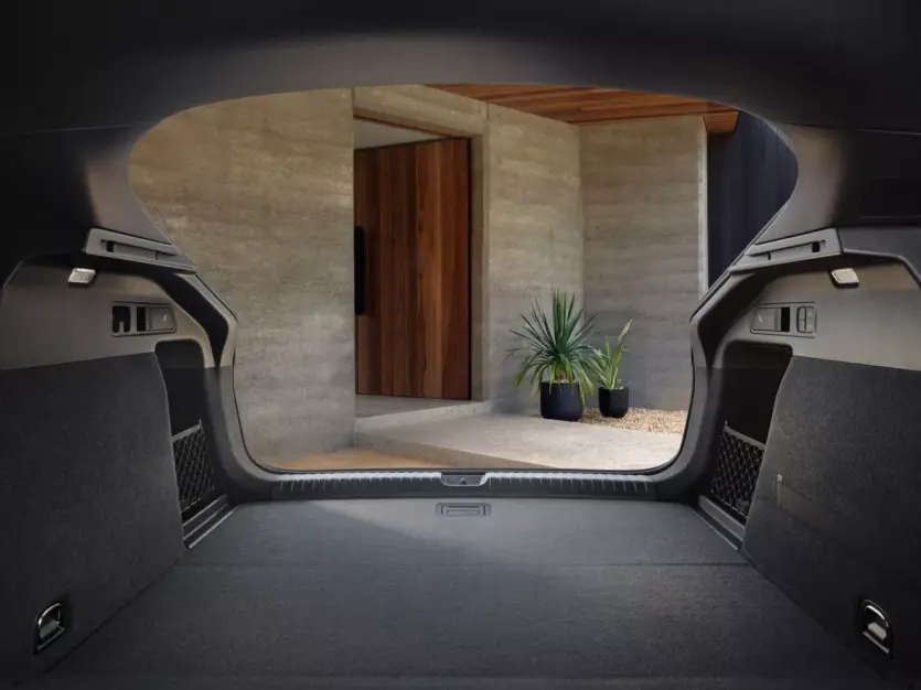 Нові електричні Audi Q6 і SQ6 Sportback e-tron пропонують до 509 к.с. та понад 500 км запас ходу за $69600 і вище