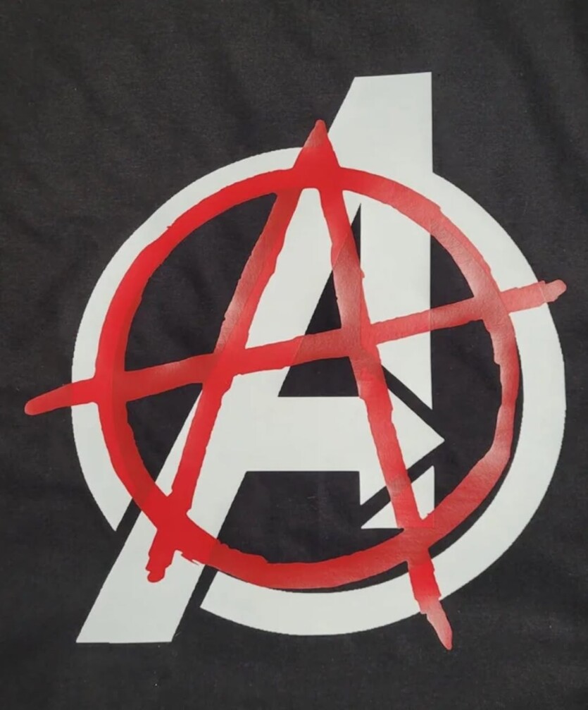 Дедпул проти Доктора Дума? Раян Рейнольдс натякнув на роль у "Месники: Судний день" загадковим лого