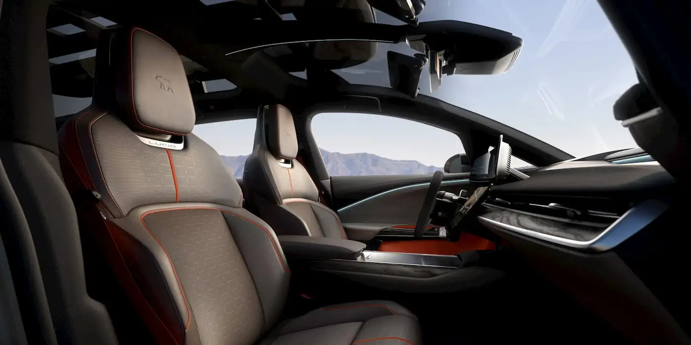 724 км на одному заряді та динаміка спорткара: представлений концепт SUV для бездоріжжя Lucid Gravity X