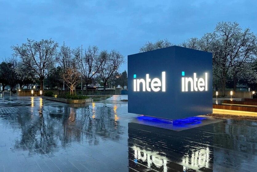 Два кроки до смітника: Intel отримала кредитний рейтинг BBB, компанія має проблеми з чипами Panther Lake