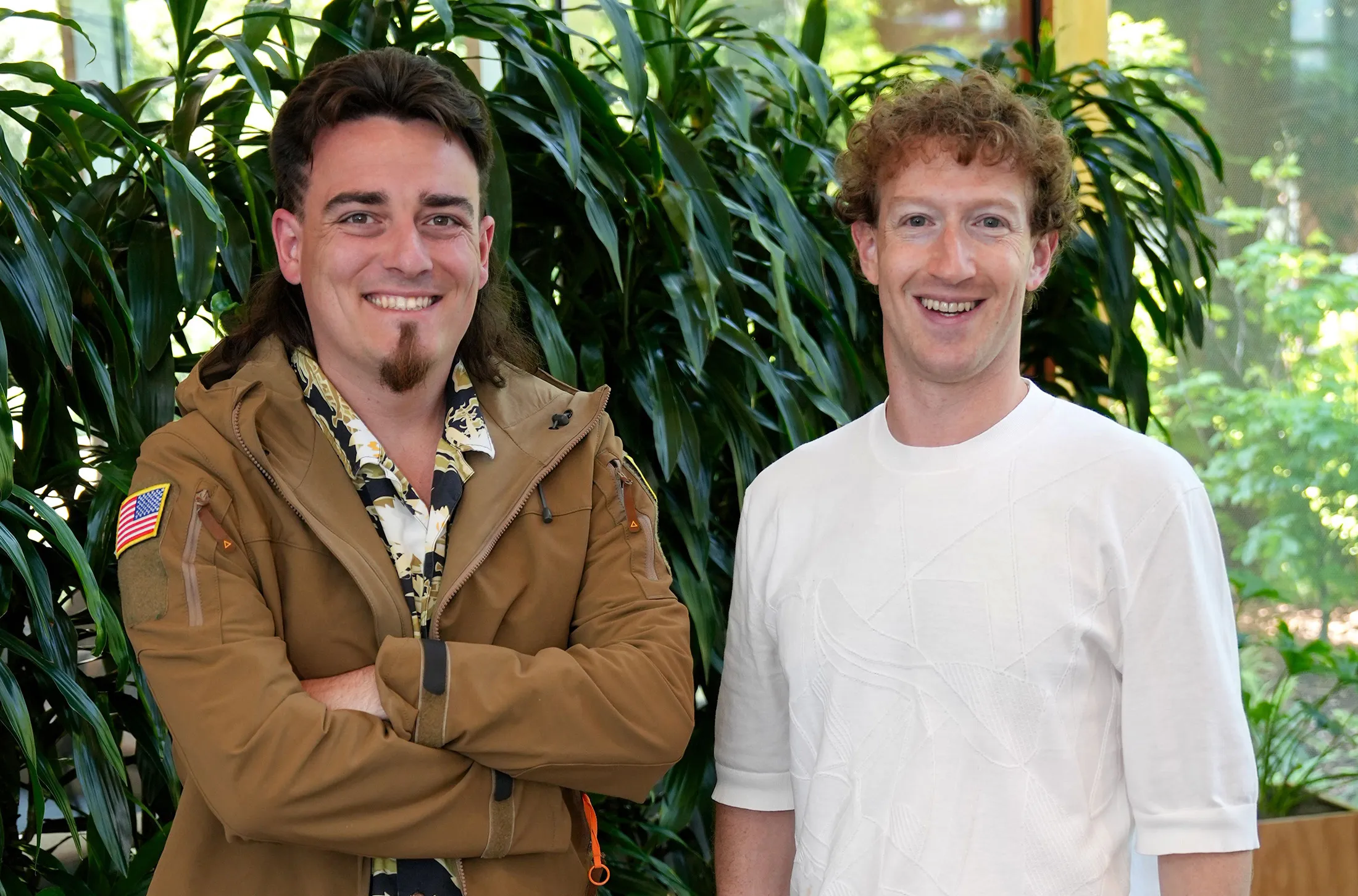 Anduril показала військовий MR-шолом EagleEye — із ШІ та функціями командування місією