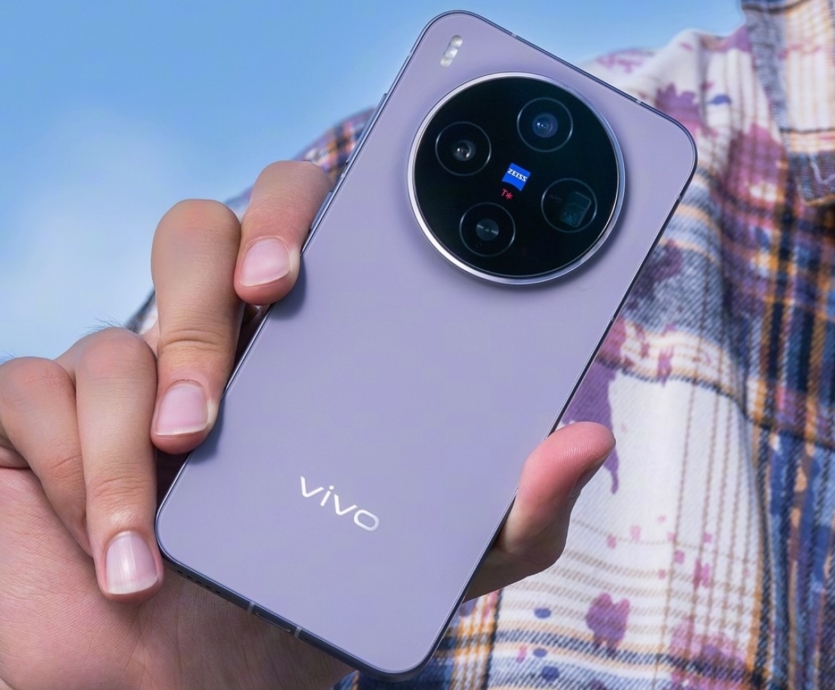 Фотофлагмани Vivo X300 і X300 Pro дебютували з Dimensity 9500, телеоб’єктивом 200 МП та ціною від $620