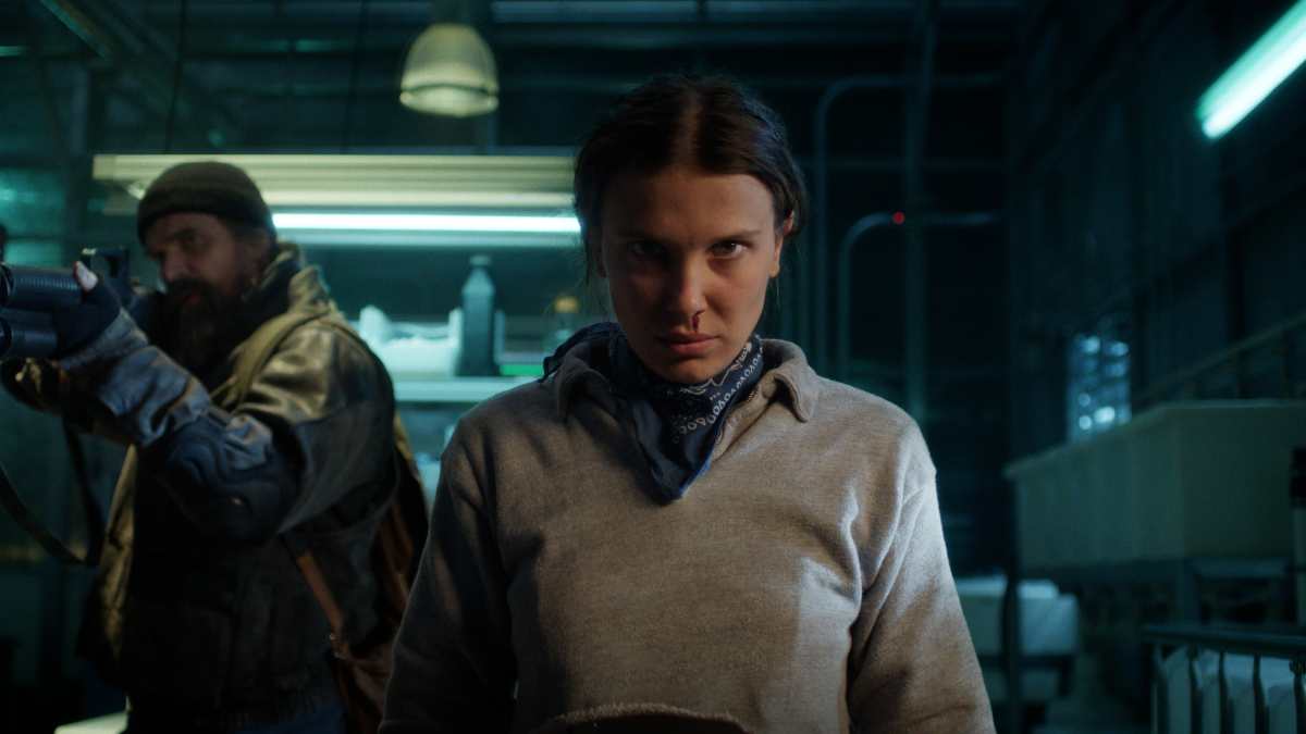 ЗМІ: Зірка "Дивних див" Міллі Боббі Браун звинуватила Девіда Гарбора в булінгу на зйомках