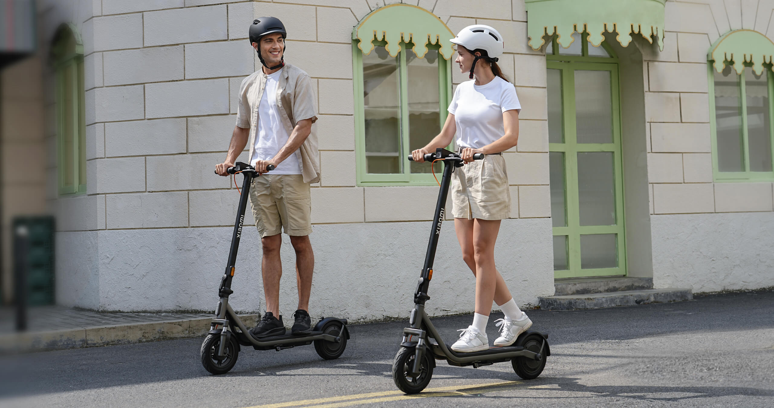 У світі вийшов самокат Xiaomi Electric Scooter 6 Lite з запасом ходу до 25 км