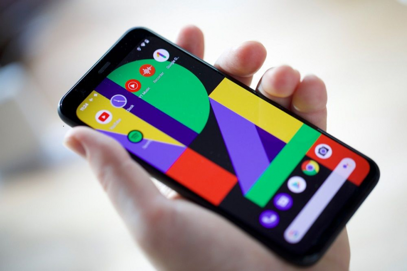 Google підтвердила баг Pixel з записаними повідомленнями, чутними на іншому боці, але не для всіх апаратів