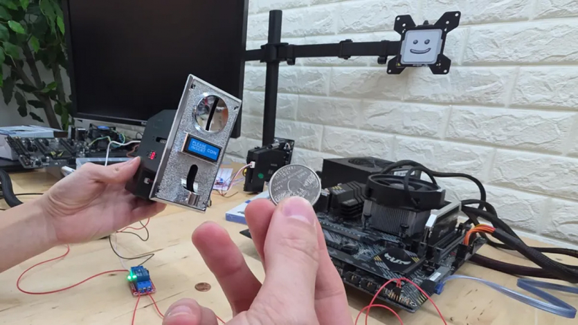 Ігровий комп&rsquo;ютер вмикається тільки якщо опустити монету