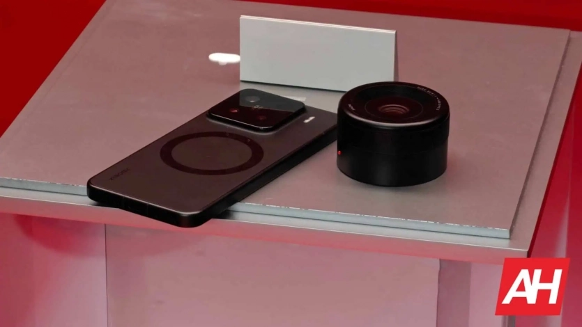 Xiaomi випустить MFT-камеру, що кріпиться до смартфонів магнітом, — інсайдер