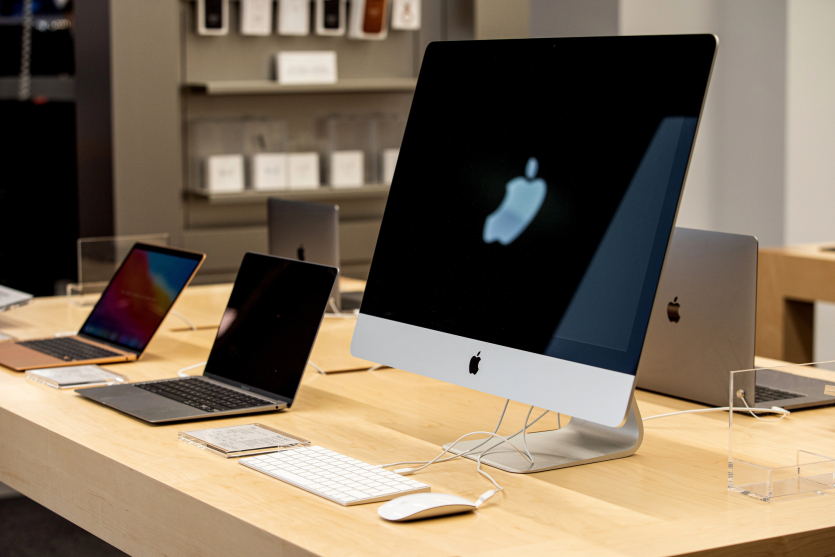 Apple оновила систему купівлі Mac на своєму сайті: тепер доступні кастомізовані збірки