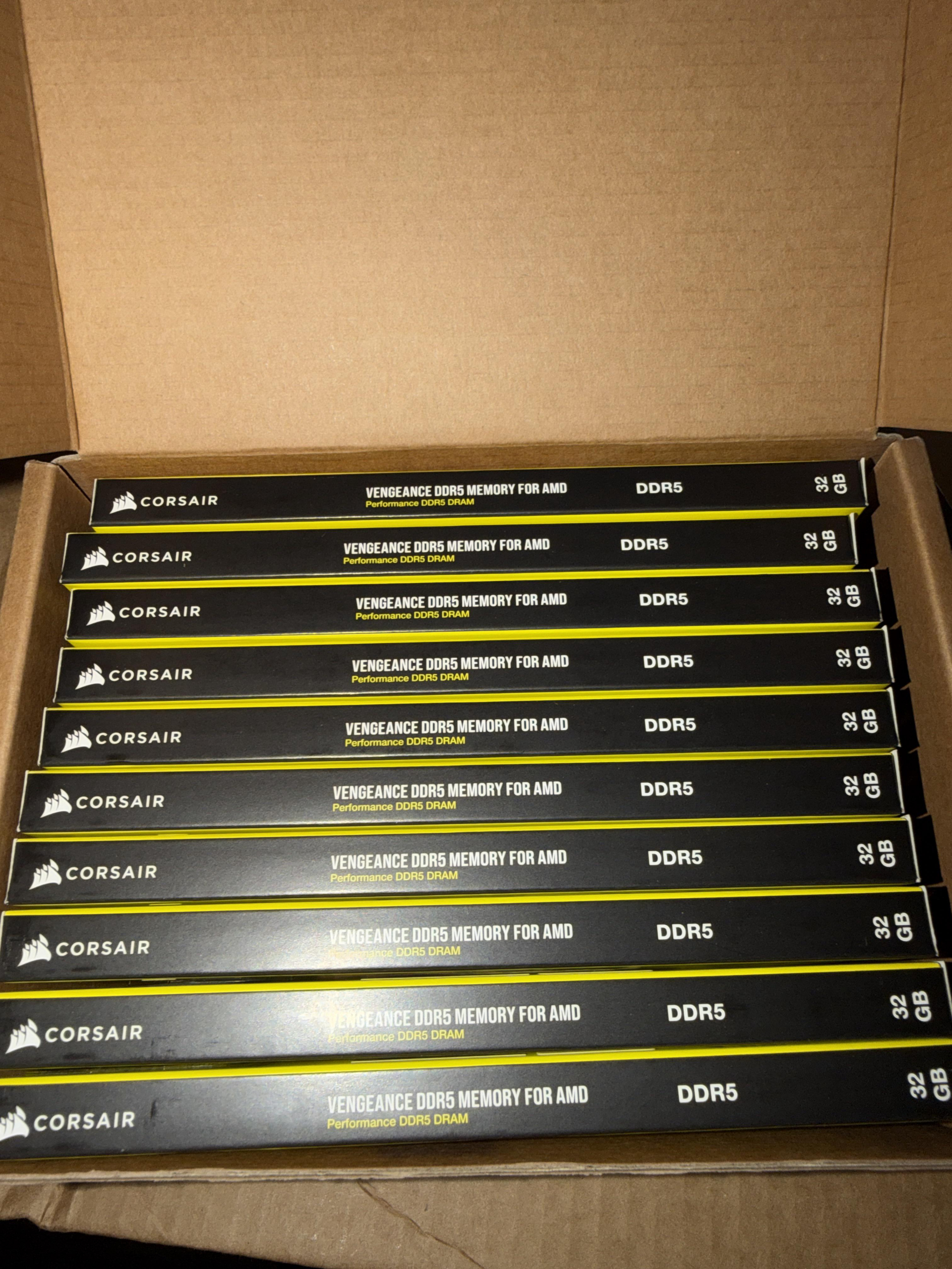 Замовив 32 ГБ пам'яті за $300, а отримав 320 ГБ: помилка на $4000