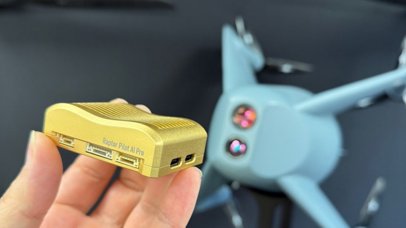 Найменший у світі автопілот: чип та ШІ перетворюють БПЛА на "інтелектуального" вбивцю